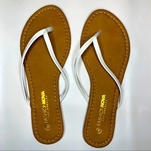 fashion nova flip flops